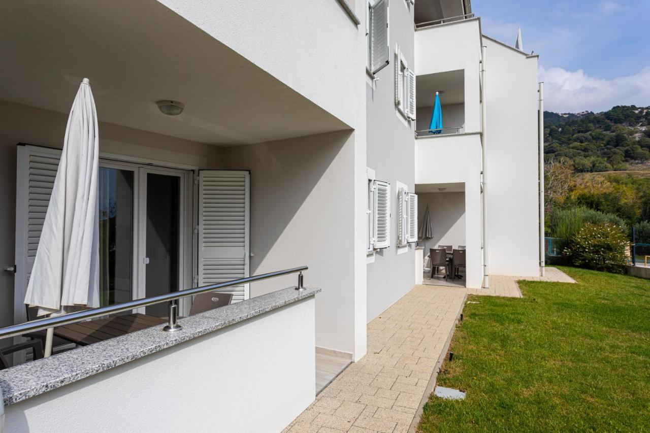 Apartments Crnekovic Tomislava 8 Baška Esterno foto