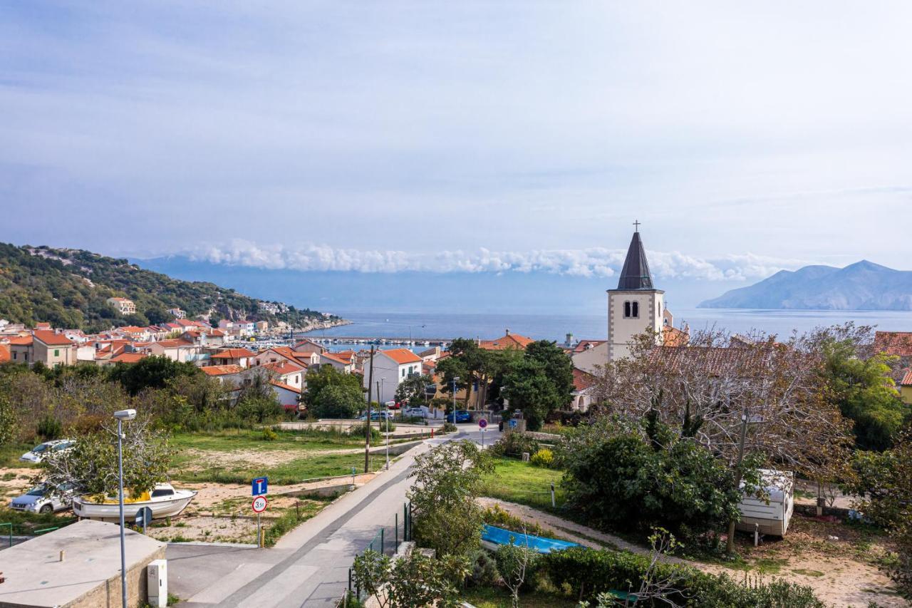 Apartments Crnekovic Tomislava 8 Baška Esterno foto